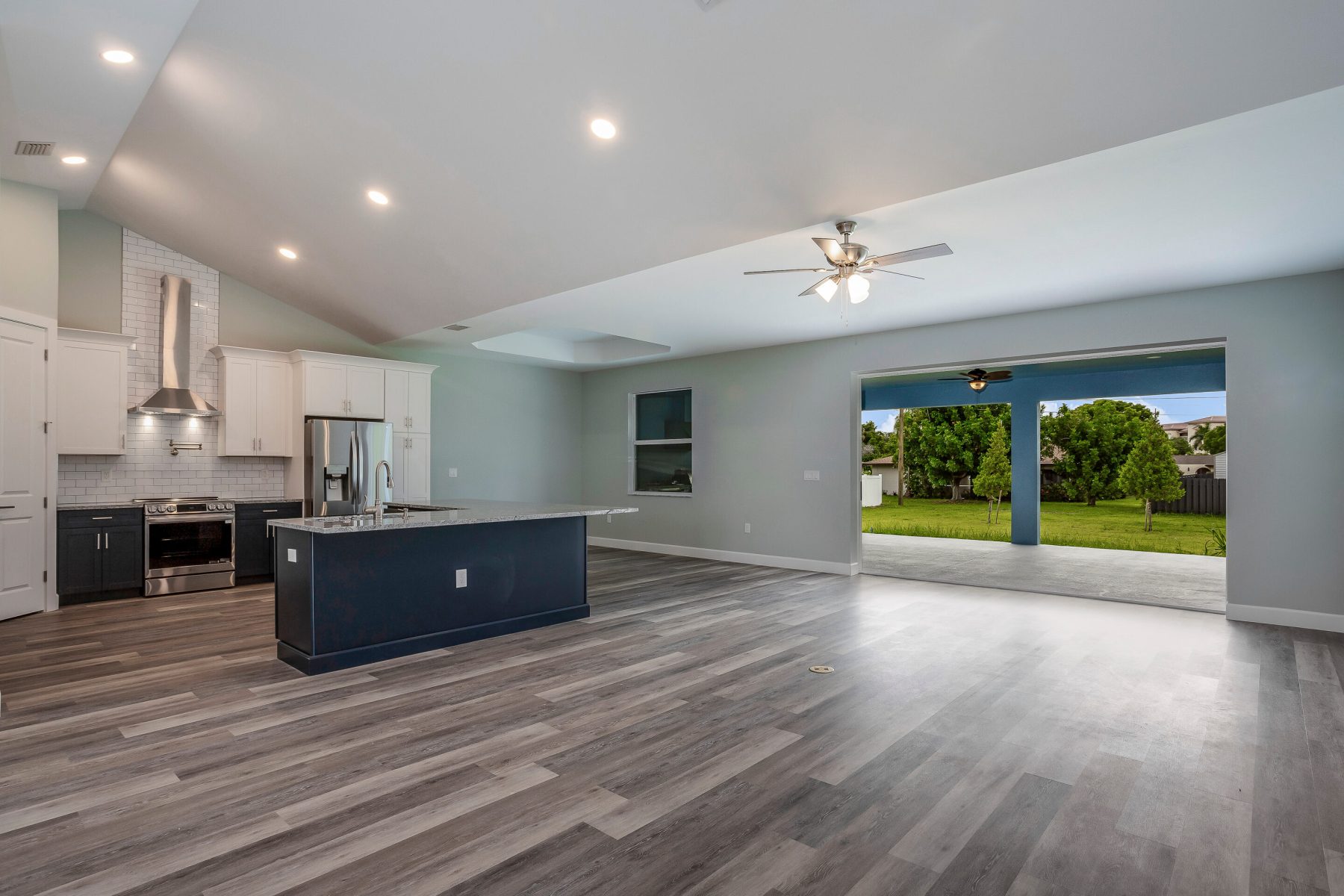 3923-SE-4th-Ave-Cape-Coral-FL-print-007-006-3923SE4thAveCapeCoralFL33904FU-2880x1920-300dpi 3923-SE-4th-Ave-Cape-Coral-FL-print-007-006-3923SE4thAveCapeCoralFL33904FU-2880x1920-300dpi