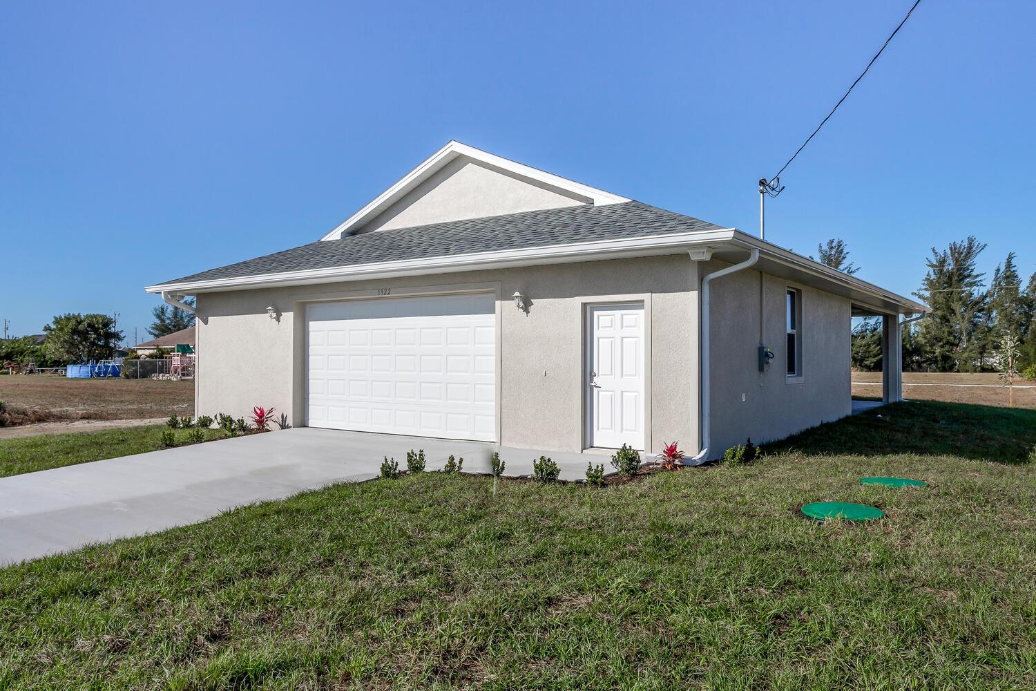 1_1922-NW-22nd-Pl-Cape-Coral-FL-large-002-003-1922NW22ndPlCapeCoralFL33993FU-1500x1000-72dpi 1_1922-NW-22nd-Pl-Cape-Coral-FL-large-002-003-1922NW22ndPlCapeCoralFL33993FU-1500x1000-72dpi