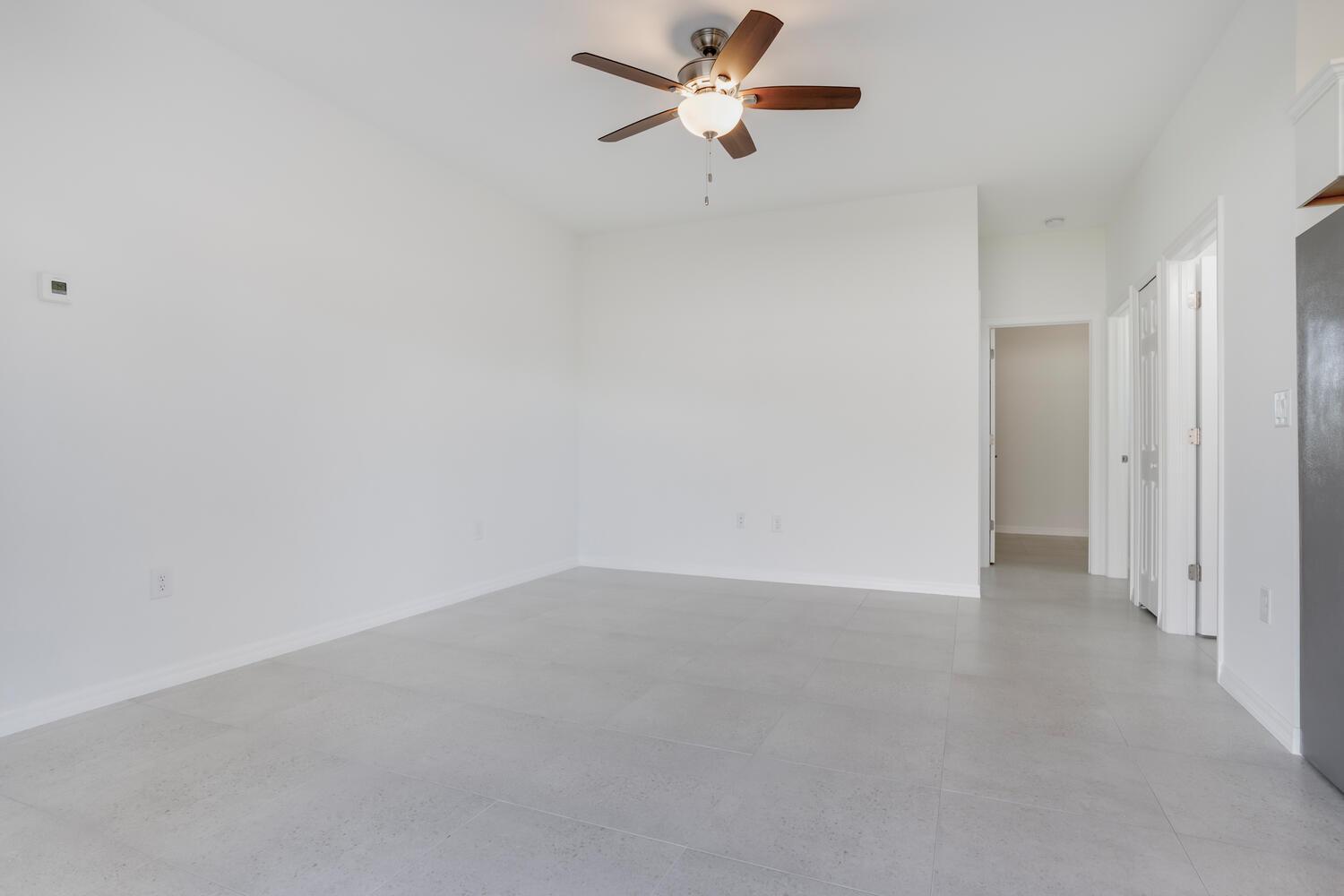 1_1922-NW-22nd-Pl-Cape-Coral-FL-large-009-005-1922NW22ndPlCapeCoralFL33993FU-1500x1000-72dpi 1_1922-NW-22nd-Pl-Cape-Coral-FL-large-009-005-1922NW22ndPlCapeCoralFL33993FU-1500x1000-72dpi