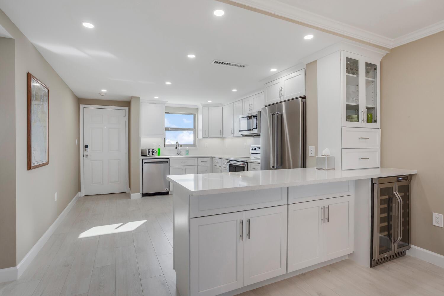 7100-Estero-Blvd-PH4-Fort-large-005-006-7100EsteroBlvdPH4FortMyersBeac-1500x1000-72dpi 7100-Estero-Blvd-PH4-Fort-large-005-006-7100EsteroBlvdPH4FortMyersBeac-1500x1000-72dpi