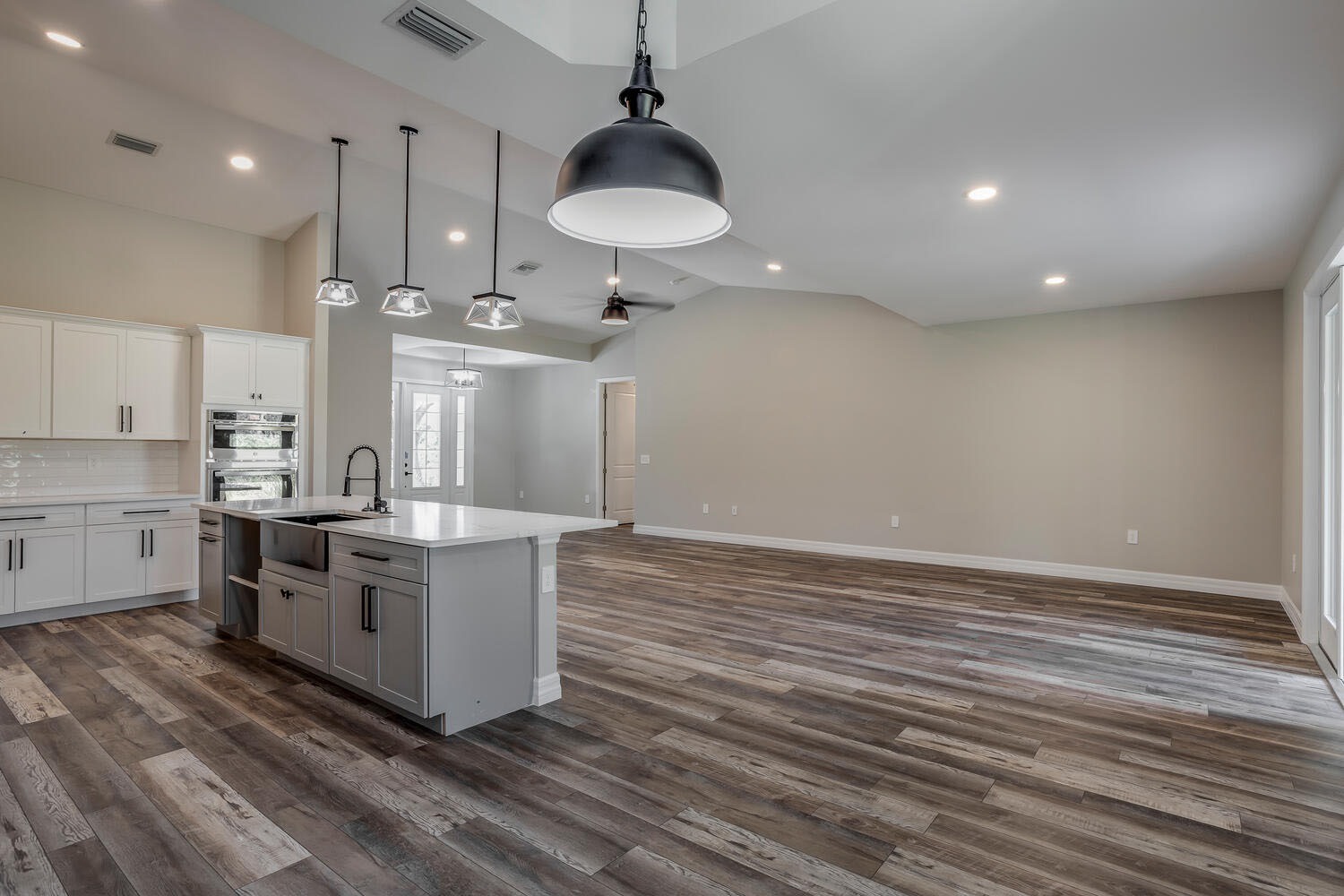 1_2391-Lippincott-Rd-Alva-FL-large-019-022-2391LippincottRdAlvaFL33920FUL-1500x1000-72dpi 1_2391-Lippincott-Rd-Alva-FL-large-019-022-2391LippincottRdAlvaFL33920FUL-1500x1000-72dpi