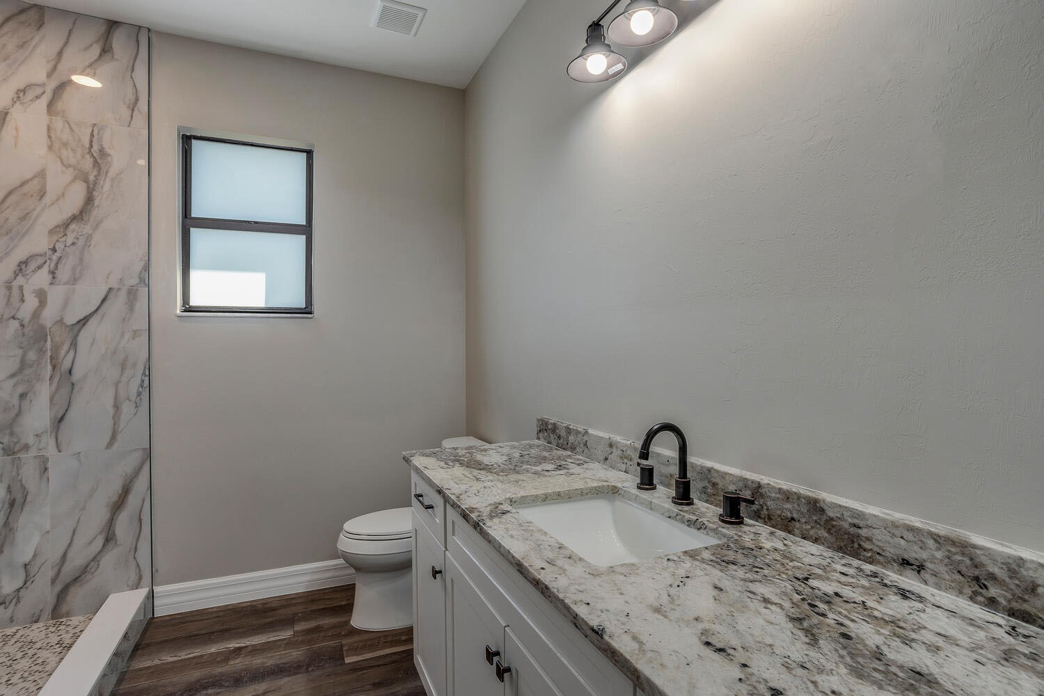 1_2391-Lippincott-Rd-Alva-FL-large-024-025-2391LippincottRdAlvaFL33920FUL-1500x1000-72dpi 1_2391-Lippincott-Rd-Alva-FL-large-024-025-2391LippincottRdAlvaFL33920FUL-1500x1000-72dpi
