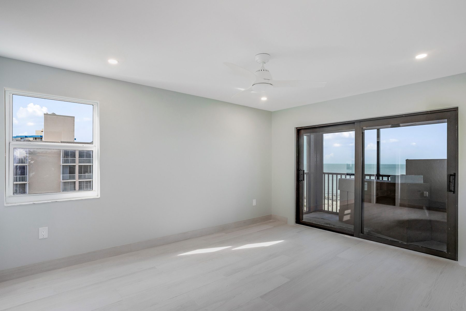 7100-Estero-Blvd-Apt-901-Fort-print-011-002-7100EsteroBlvd901FtMyersBeachF-2880x1920-300dpi 7100-Estero-Blvd-Apt-901-Fort-print-011-002-7100EsteroBlvd901FtMyersBeachF-2880x1920-300dpi